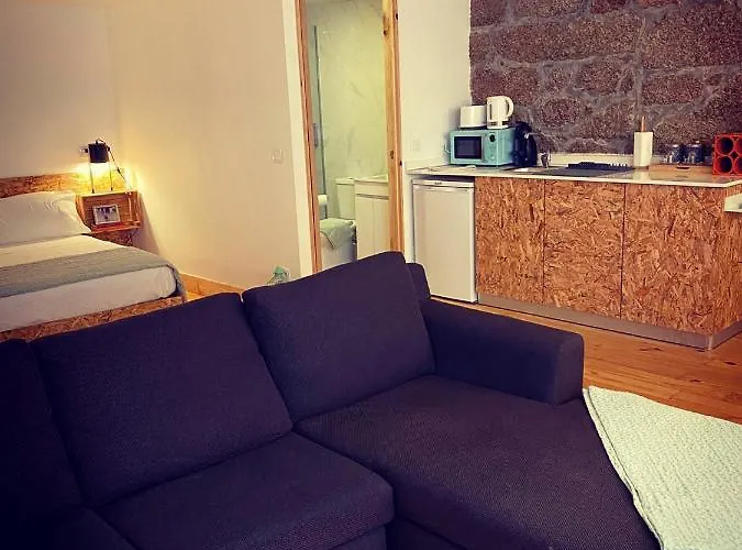 Viela Alojamentos Apartment *